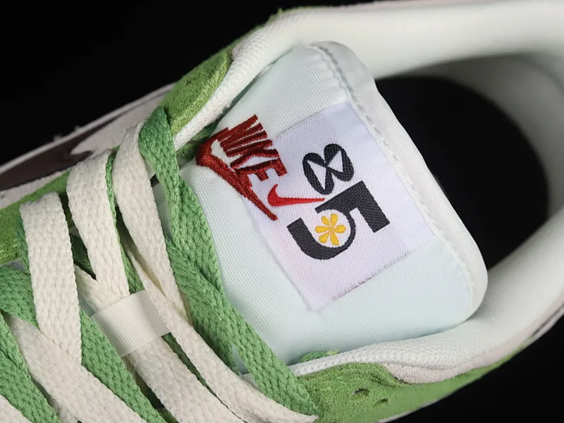 All categories Nk SB Dunk series Nk SB Dunk Low low-top sneakers F version Nk SB Dunk Low "85" gray and red double hook SB low-top sports and leisure sneakers DO9457-103